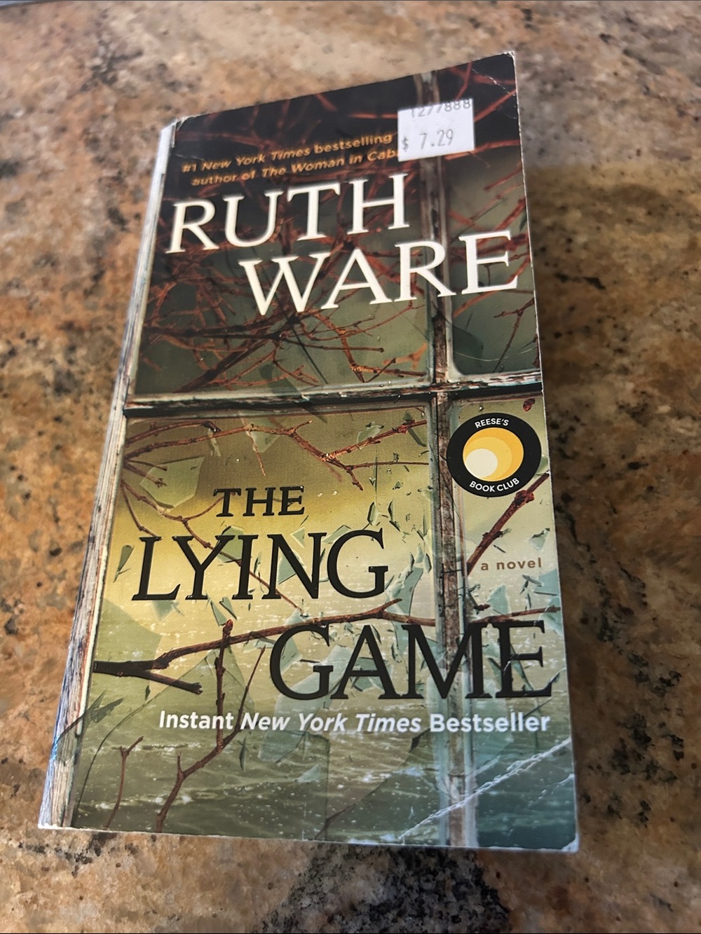 The Lying Game - Green Paperback Novel